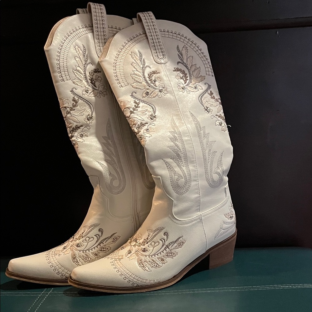 Amazon White Embroidered Heeled Boots